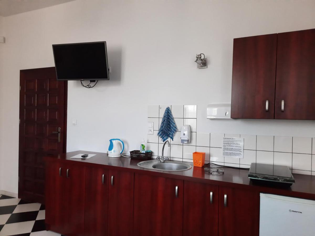 Pokoje Goscinne Neptunia Rusinowo  Esterno foto