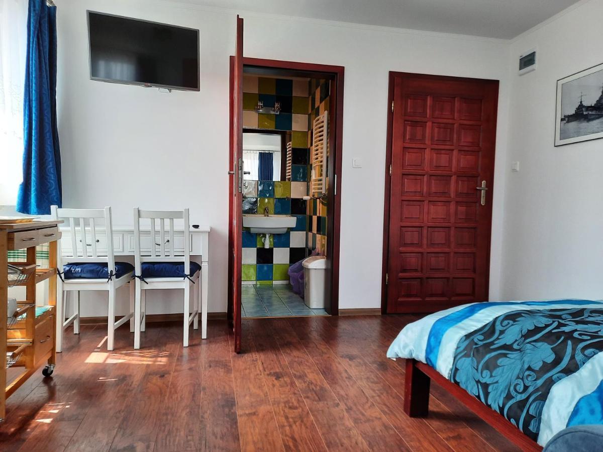 Pokoje Goscinne Neptunia Rusinowo  Esterno foto